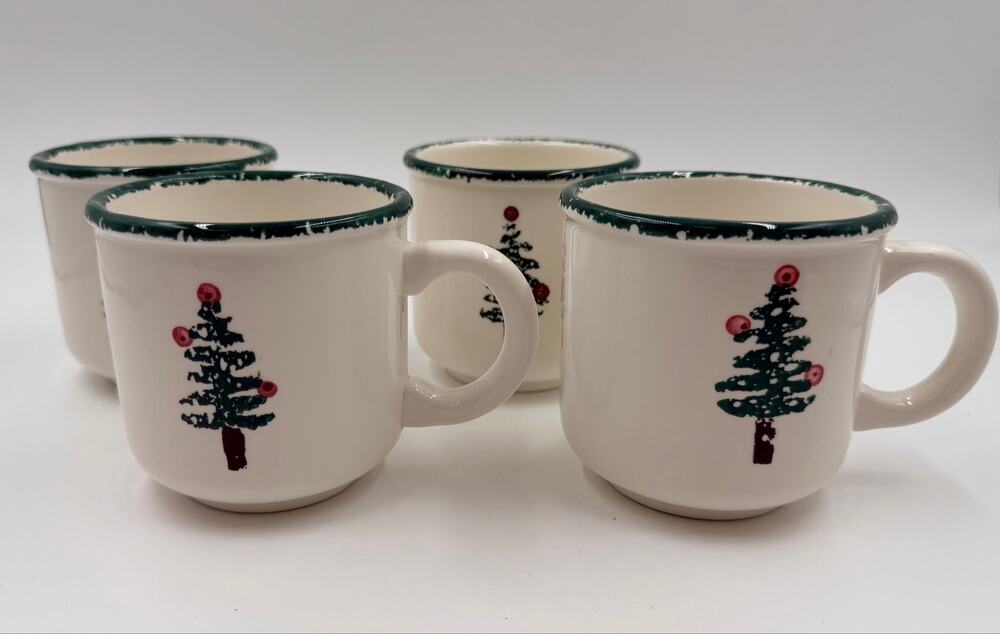 Furio FUO5 Christmas Tree Stoneware Mugs Set of 4 Green Sponge Rim 12 Oz